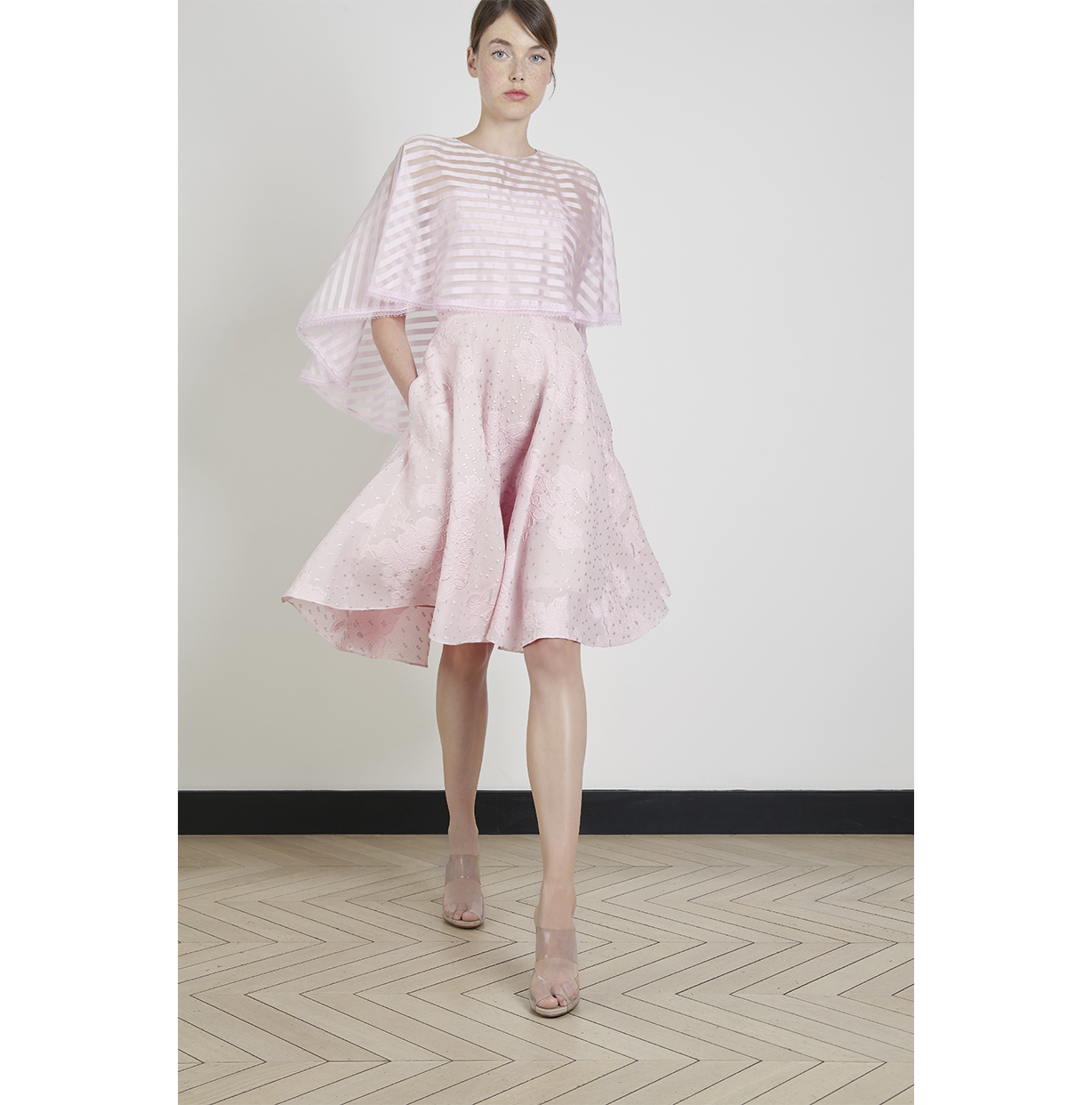 Look 10