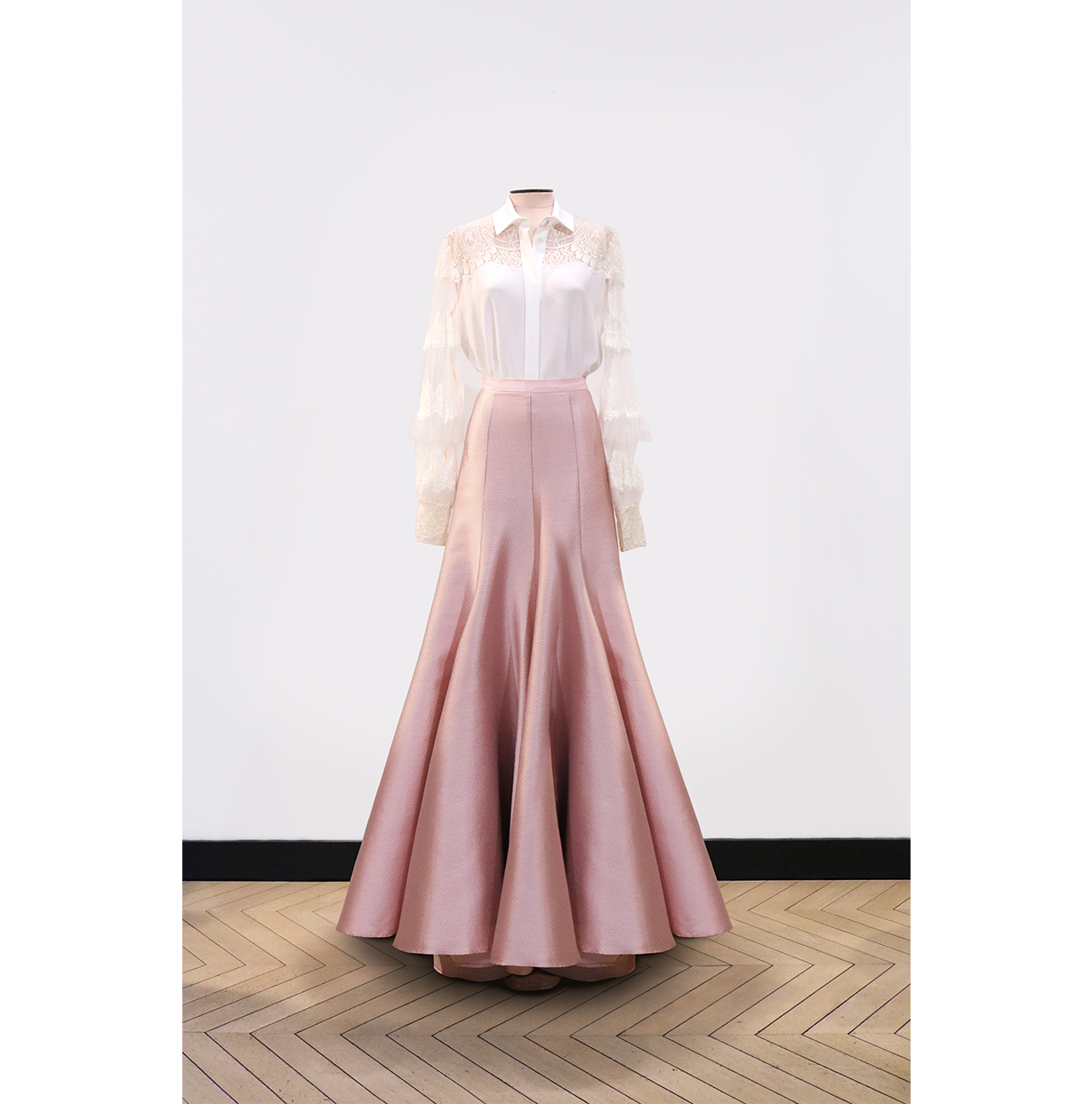Look 10