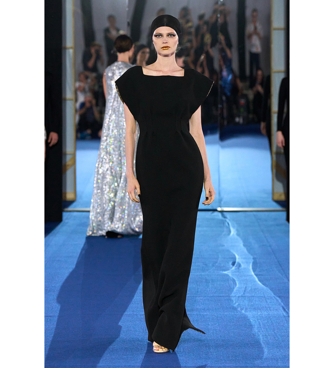 Look 3