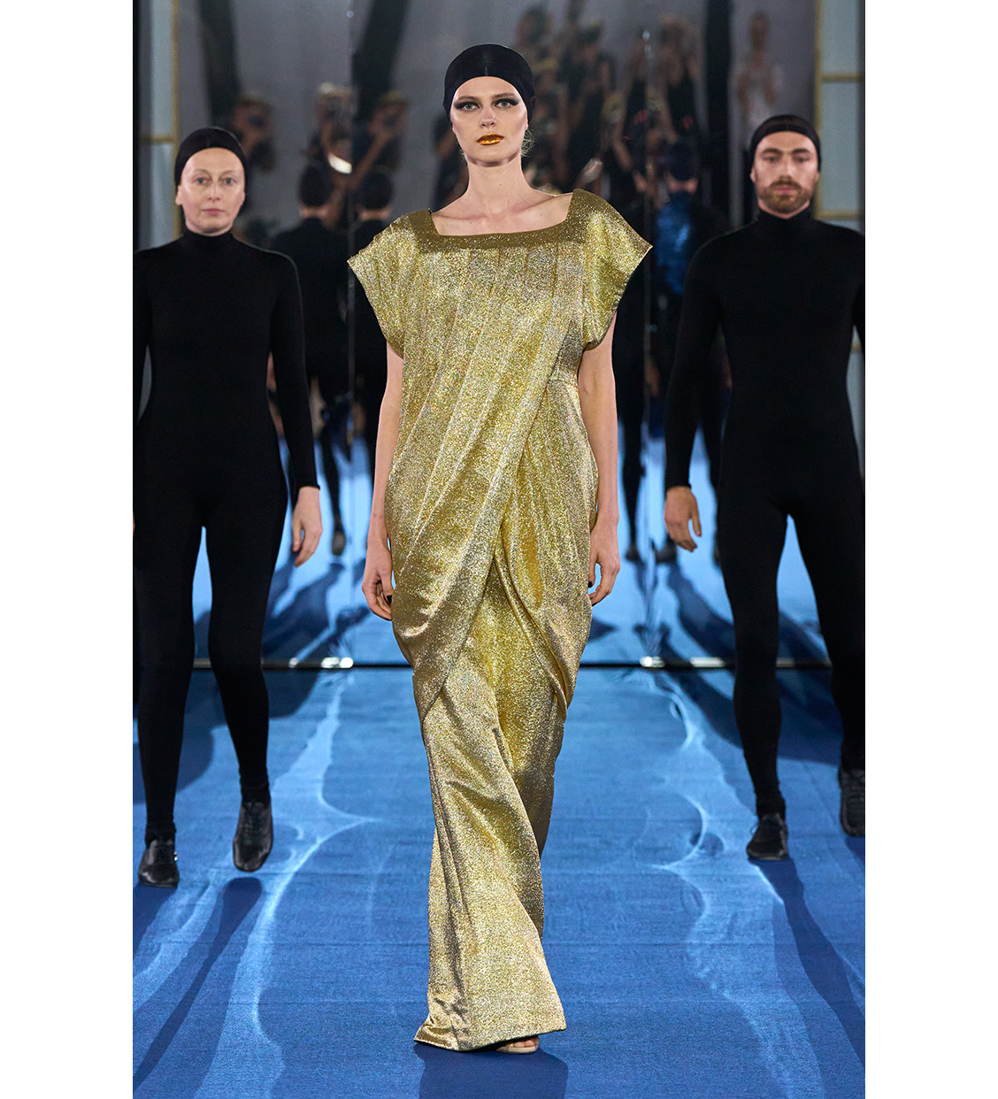 Look 4