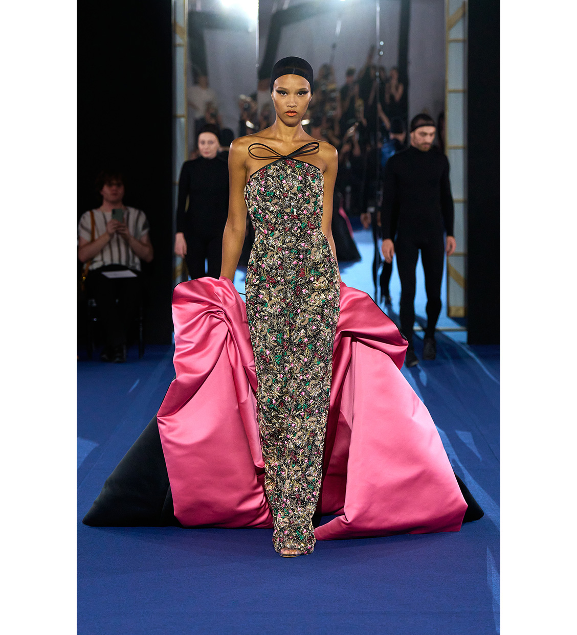 Look 16