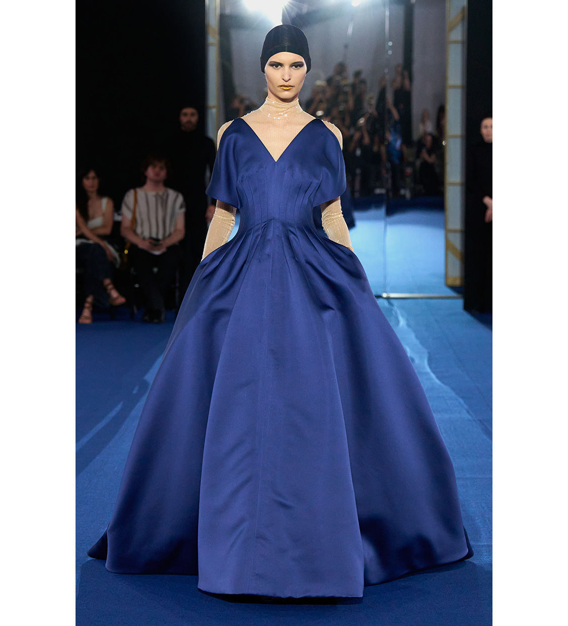 Look 25